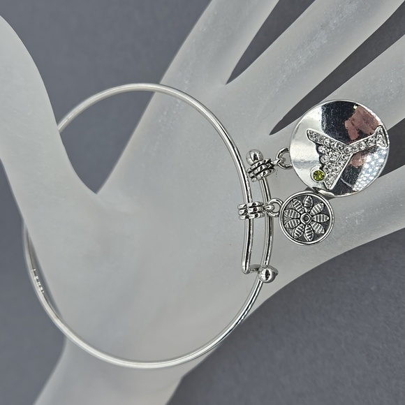Ginger Snaps Martini with Olive Snap Bracelet - Picture 1 of 8